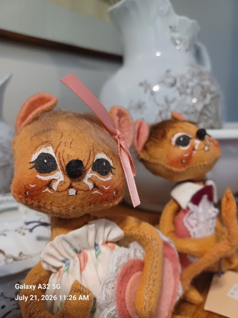 Annalee Collectible Valentine Figurines Mice Pair Vintage 2014 - Picture 2 of 6
